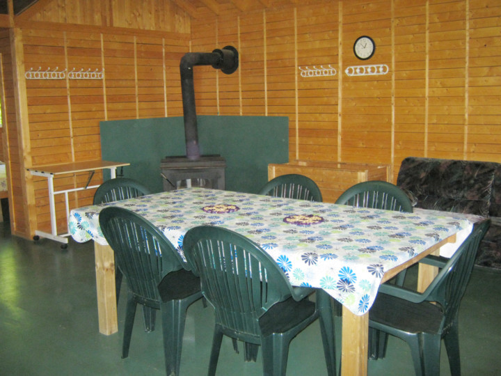 Cabin 6 to 8 people – Pourvoirie Chibougamau