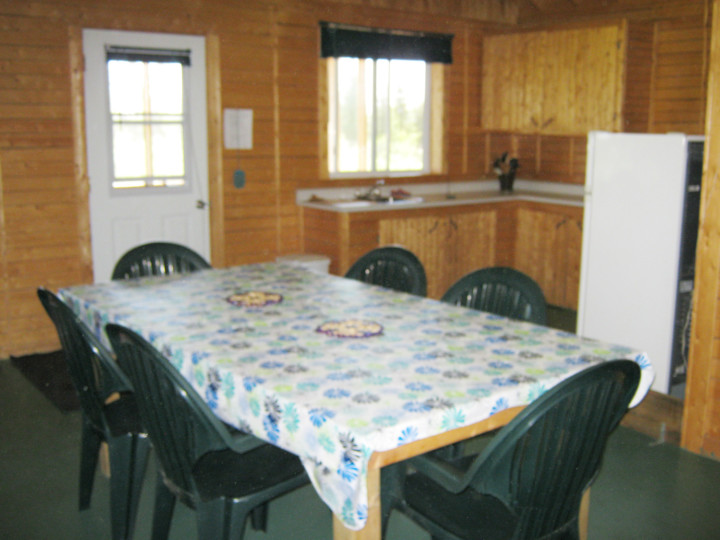Cabin 6 to 8 people – Pourvoirie Chibougamau